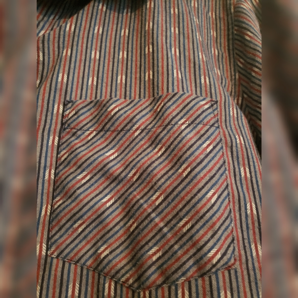 Marmot Striped Button Down With Arrow Pattern L - image 2